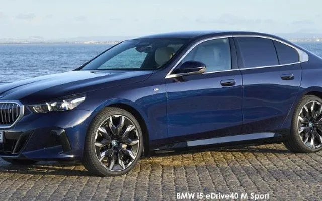 BMW i5