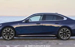 BMW i5 image 3