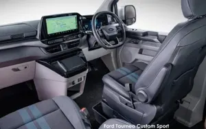 Ford Tourneo Custom image 3