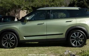 Jaecoo J7 image 2