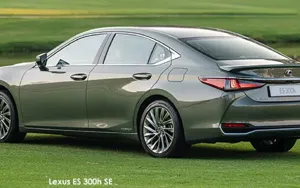 Lexus ES image 3