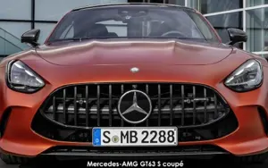 Mercedes-AMG GT image 3