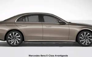 Mercedes-Benz E-Class image 2