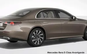 Mercedes-Benz E-Class image 3