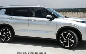 Mitsubishi Outlander image 2