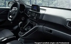 Peugeot Landtrek image 2