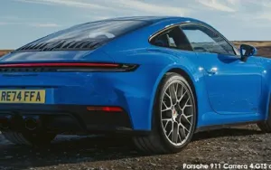 Porsche 911 image 3