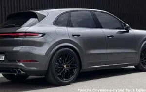 Porsche Cayenne image 2
