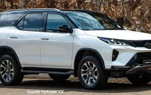 Toyota Fortuner image 2