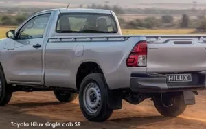 Toyota Hilux image 2