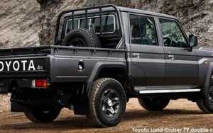 Toyota Land Cruiser 79 image 2
