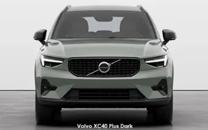 Volvo XC40 image 2