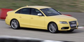 AUDI A4 SEDAN S4 3.0 TFSI Quattro S-Tronic August 2009