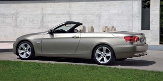 BMW 3 SERIES CONVERTIBLE 330i Exclusive Steptronic
