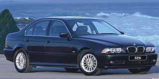 BMW 5 SERIES SEDAN image 1