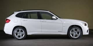 BMW X1 image 1