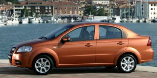 CHEVROLET AVEO 1.6 LS 4-DOOR AT