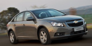 CHEVROLET CRUZE SEDAN image 1