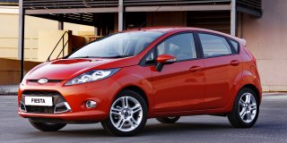 FORD FIESTA 1.6 Ambiente 5-DOOR