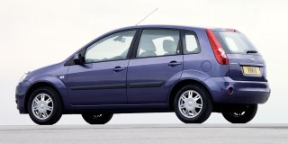 FORD FIESTA 1.6i Ambiente 5-DOOR AT