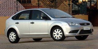 FORD FOCUS 1.6 Ambiente 5-DOOR