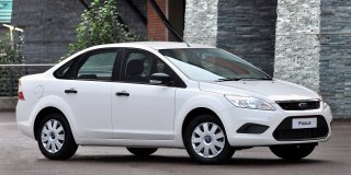 FORD FOCUS 1.8 Ambiente 4-DOOR