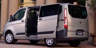 FORD TOURNEO 2.2 TDCI Ambiente LWB April 2013