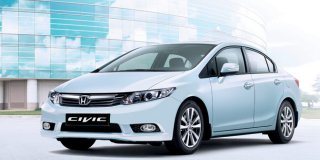HONDA CIVIC 1.8 I-VTEC Elegance 4-DOOR AT