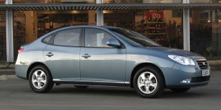 HYUNDAI ELANTRA image 1