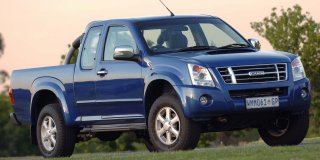 ISUZU KB 360 V6 Extended CAB LX