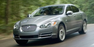 JAGUAR XF image 1