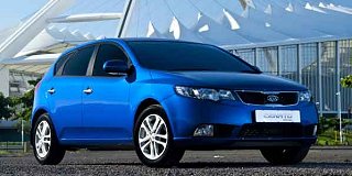 KIA CERATO 1.6 5-DOOR AT