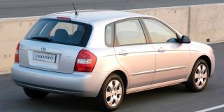 KIA CERATO image 1