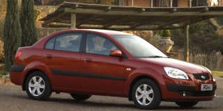 KIA RIO image 1