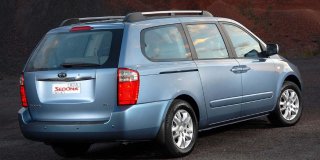 KIA SEDONA 2.9 CRDI AT April 2007