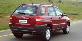 KIA SPORTAGE 2.0 4x4 AT
