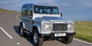 LAND ROVER DEFENDER image 1