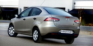 MAZDA 2 SEDAN 1.5 Active October 2010