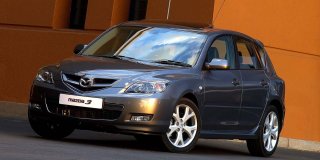 MAZDA 3 image 1