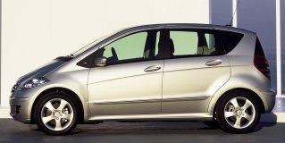 MERCEDES A-CLASS image 1
