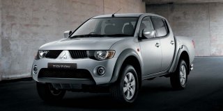 MITSUBISHI TRITON 3.2tdd D/cab 4x4 AT