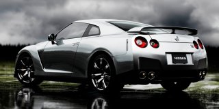 NISSAN GT-R image 1