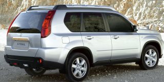 NISSAN X-TRAIL 2012 2.0 D 4x4 LE AT January 2010