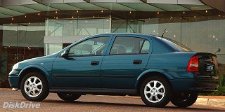 OPEL ASTRA CLASSIC 1.6 16v Elegance (AC)