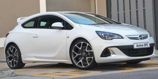 OPEL ASTRA OPC image 1