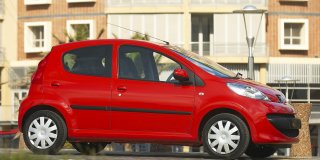 PEUGEOT 107 1.0 XR 5-DOOR
