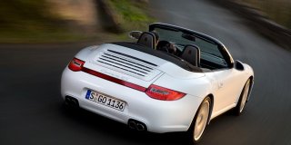 PORSCHE 911 image 1