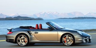 PORSCHE 911 image 1