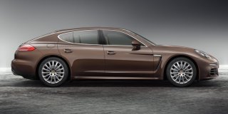 PORSCHE PANAMERA image 1