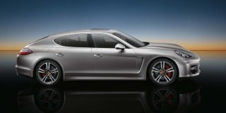 PORSCHE PANAMERA image 1
